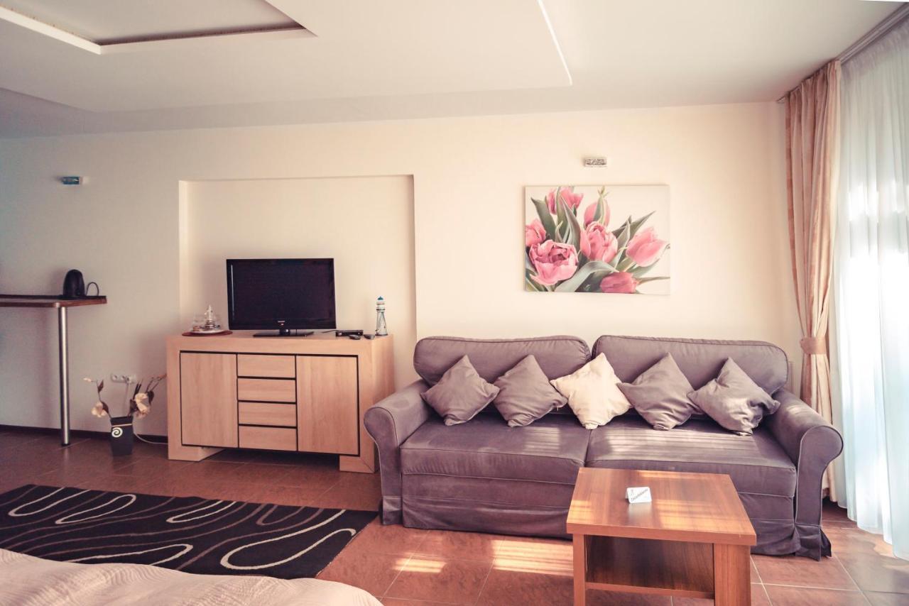 Apartamenty Kornel 波别罗沃 外观 照片