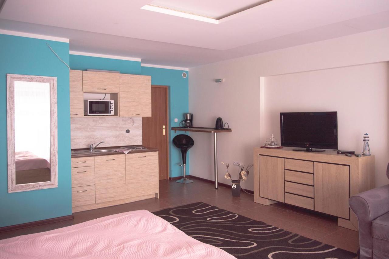 Apartamenty Kornel 波别罗沃 外观 照片